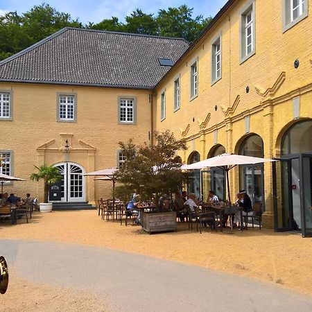 Hotel Schloss Dyck Jüchen Exterior foto