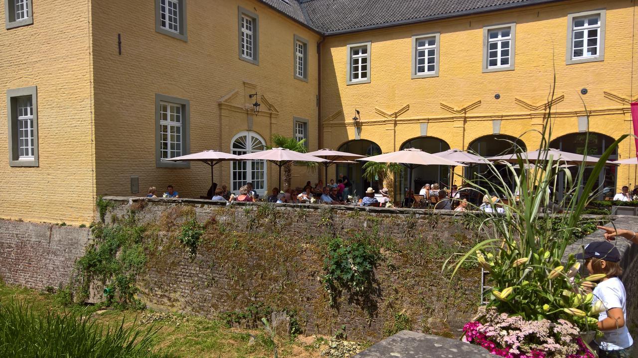 Hotel Schloss Dyck Jüchen Exterior foto